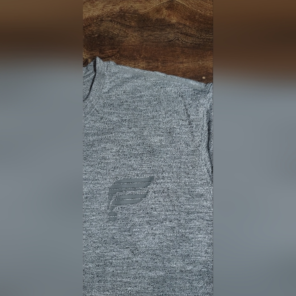 Fabletics Gray Men's T-Shirt (XXL) - Picture 7 of 8